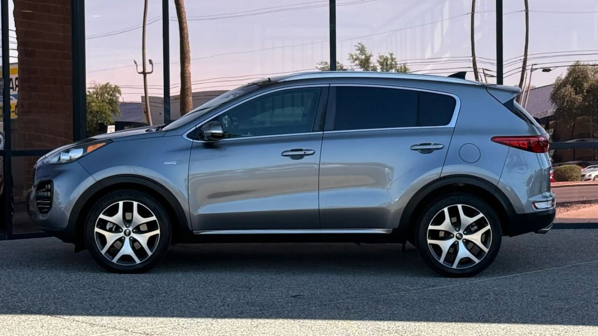 Used 2017 Kia Sportage SX AWD/4WD image 4