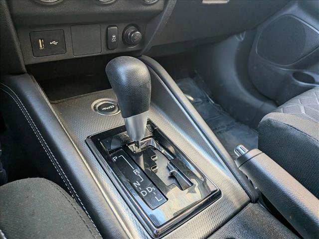 Used 2025 Mitsubishi Outlander Sport AWD image 14