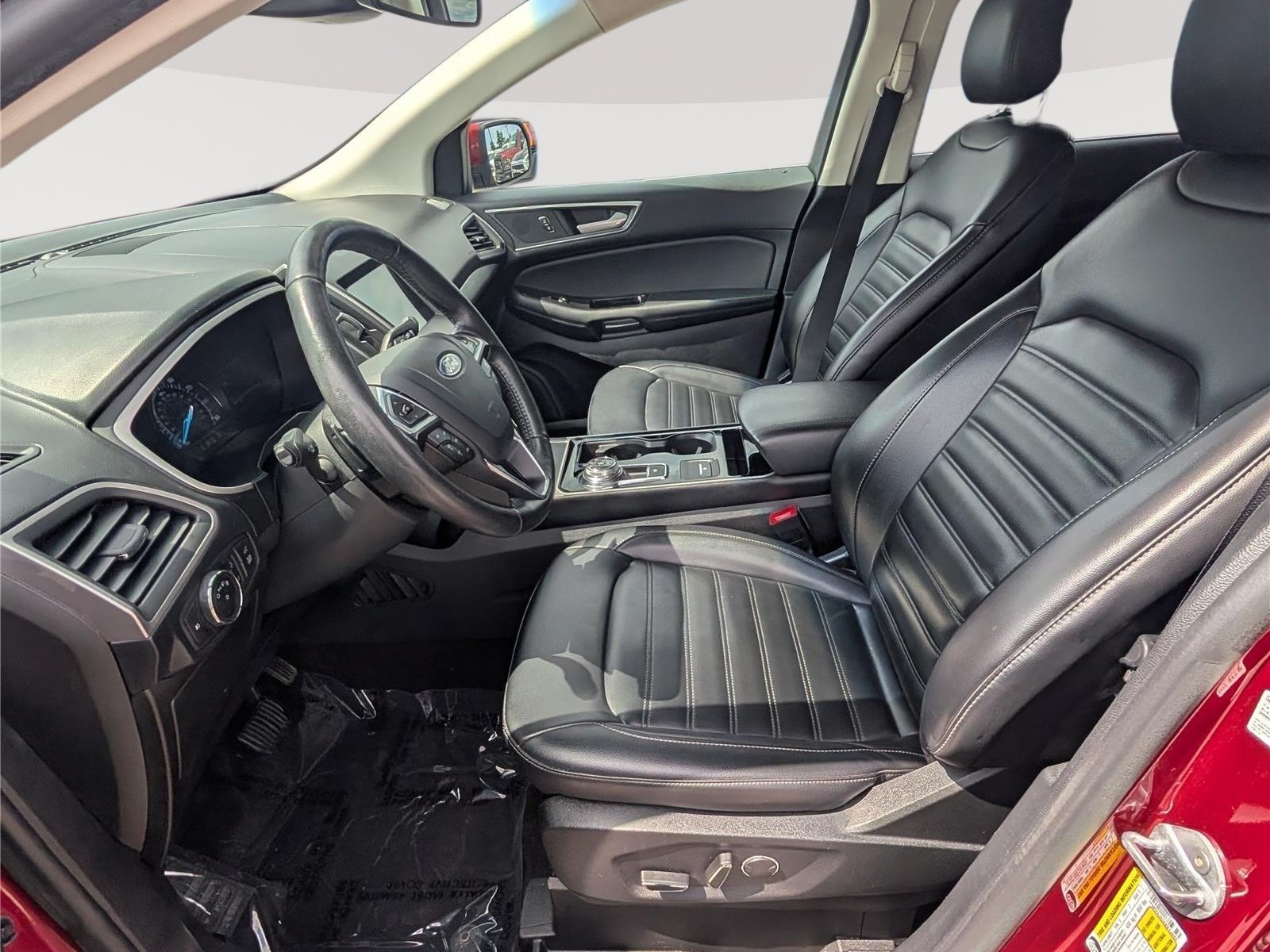Used 2019 Ford Edge SEL w/ Equipment Group 201A AWD/4WD image 16