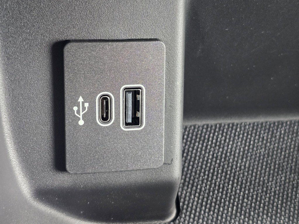 New 2025 Ford F150 Lightning Flash image 13