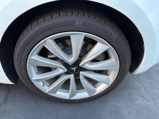 Used 2019 Tesla Model 3 Long Range AWD/4WD image 11
