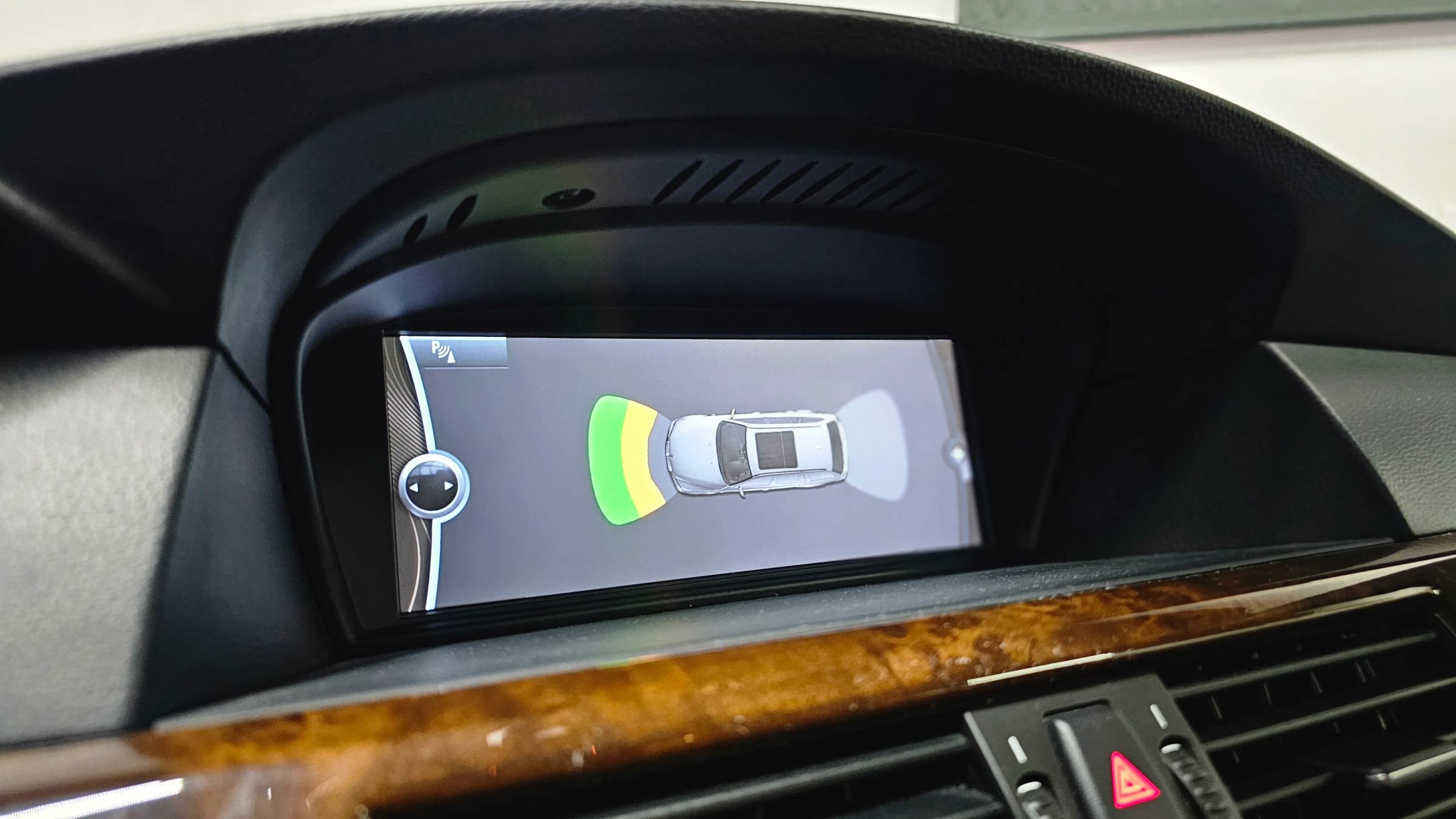 Used 2010 BMW 535i xDrive Wagon AWD/4WD image 37