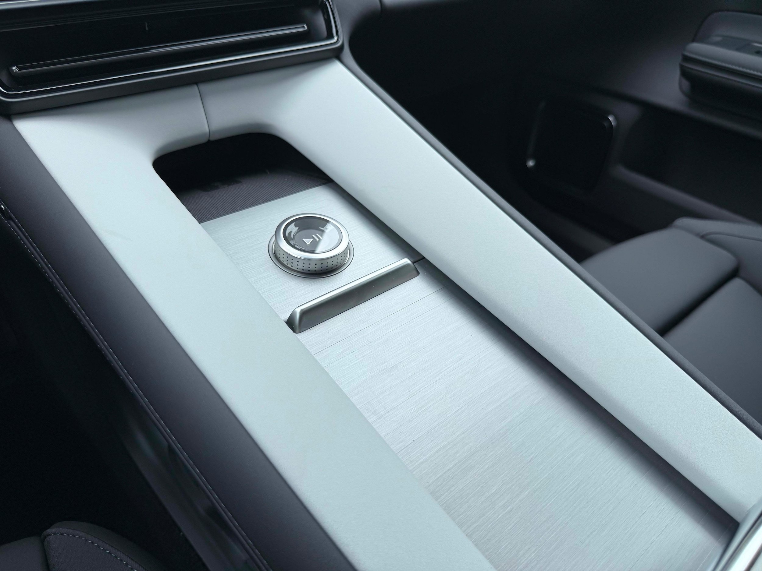 New 2026 Polestar Polestar 4 w/ Performance Pack AWD/4WD image 27