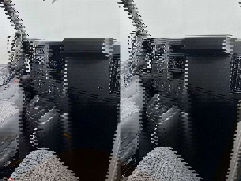 New 2025 GMC Savana 2500 w/ Driver Convenience Package image 18