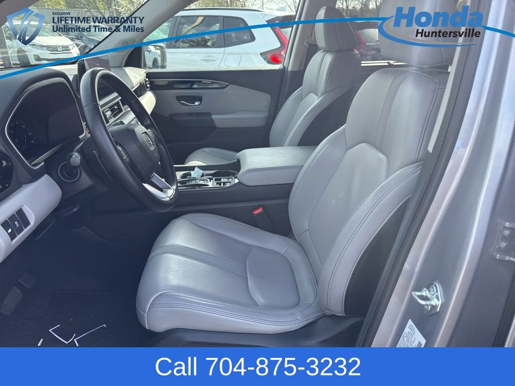 Used 2025 Honda Pilot EX-L image 19