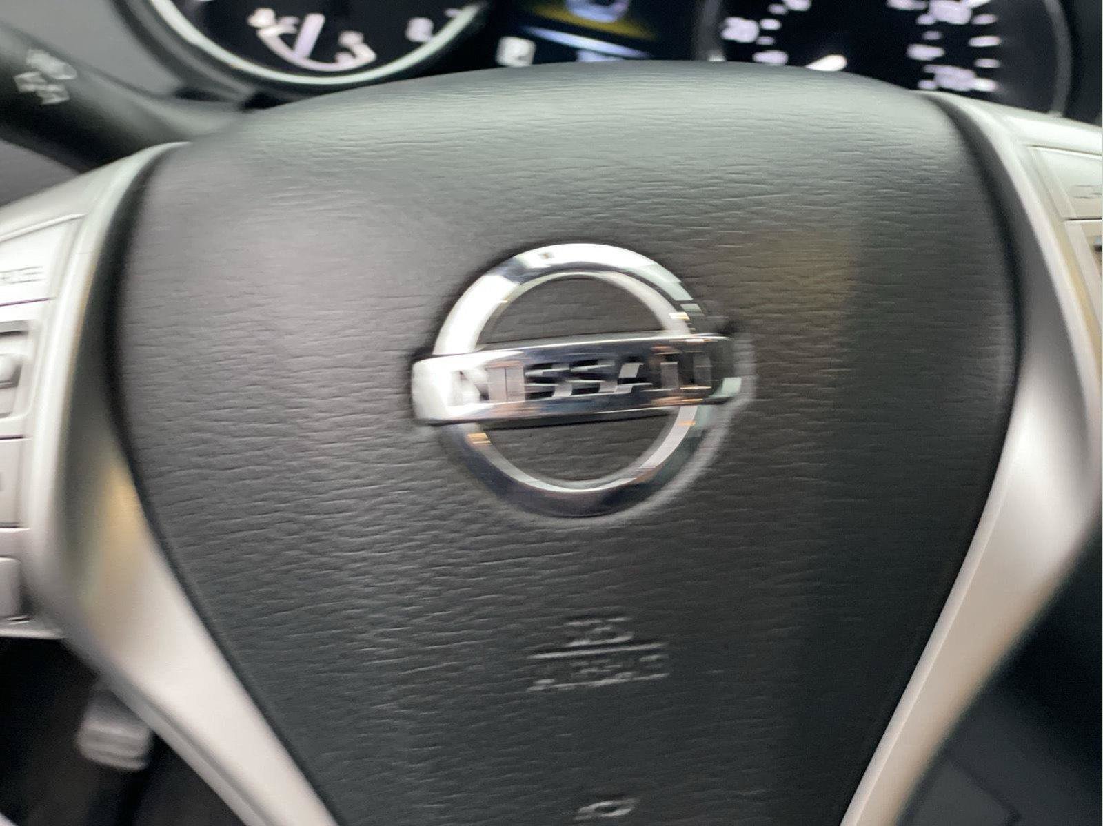 Used 2015 Nissan Rogue SL w/ SL Premium Package AWD/4WD image 28