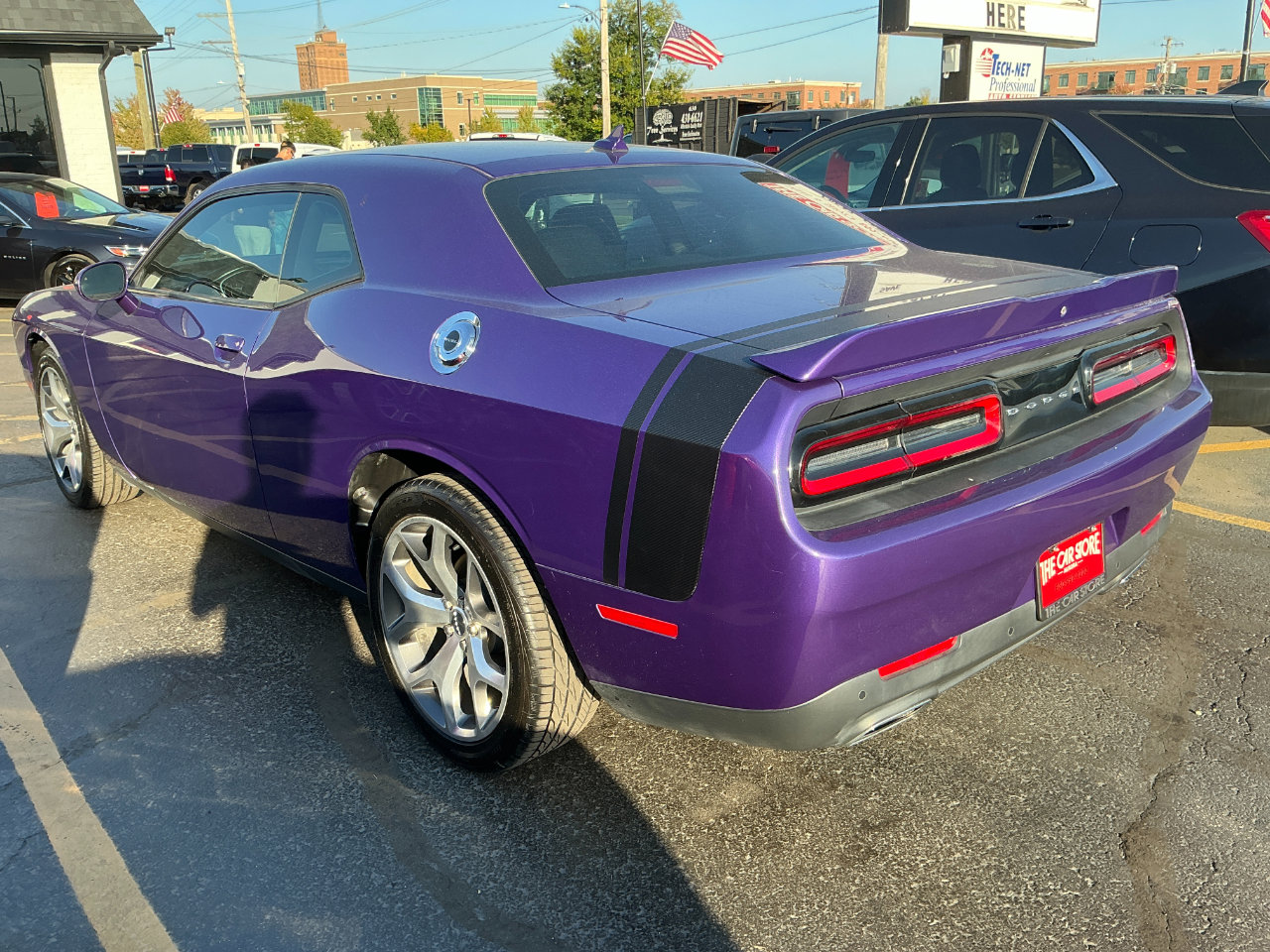Used 2016 Dodge Challenger SXT Plus image 5