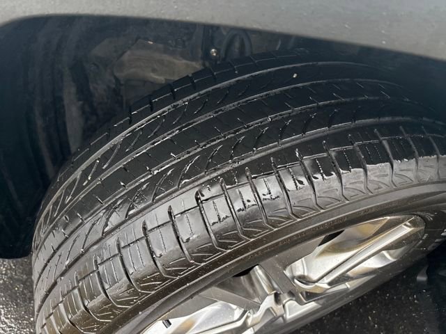 Used 2023 Toyota RAV4 XLE Premium image 27