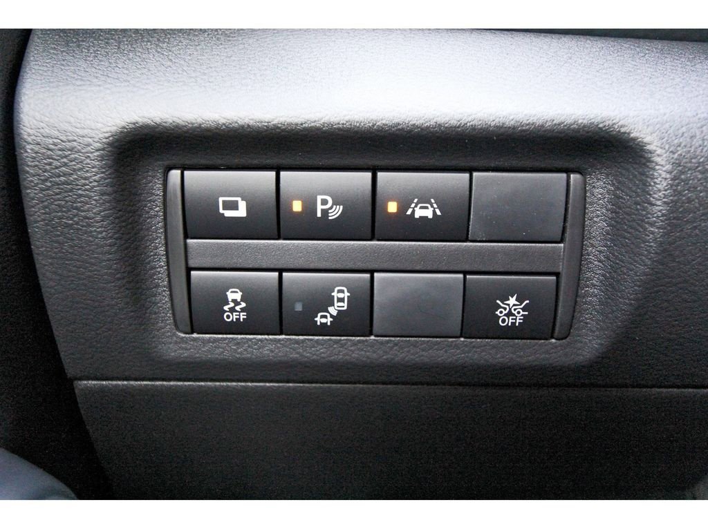 New 2025 Nissan Kicks Play S w/ Interior Electronics Package image 14