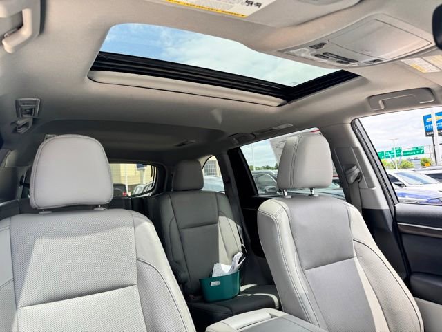 Used 2016 Toyota Highlander Limited AWD/4WD image 23