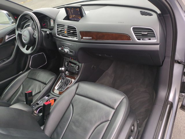 Used 2018 Audi Q3 2.0T Premium Plus w/ Premium Plus Package image 30