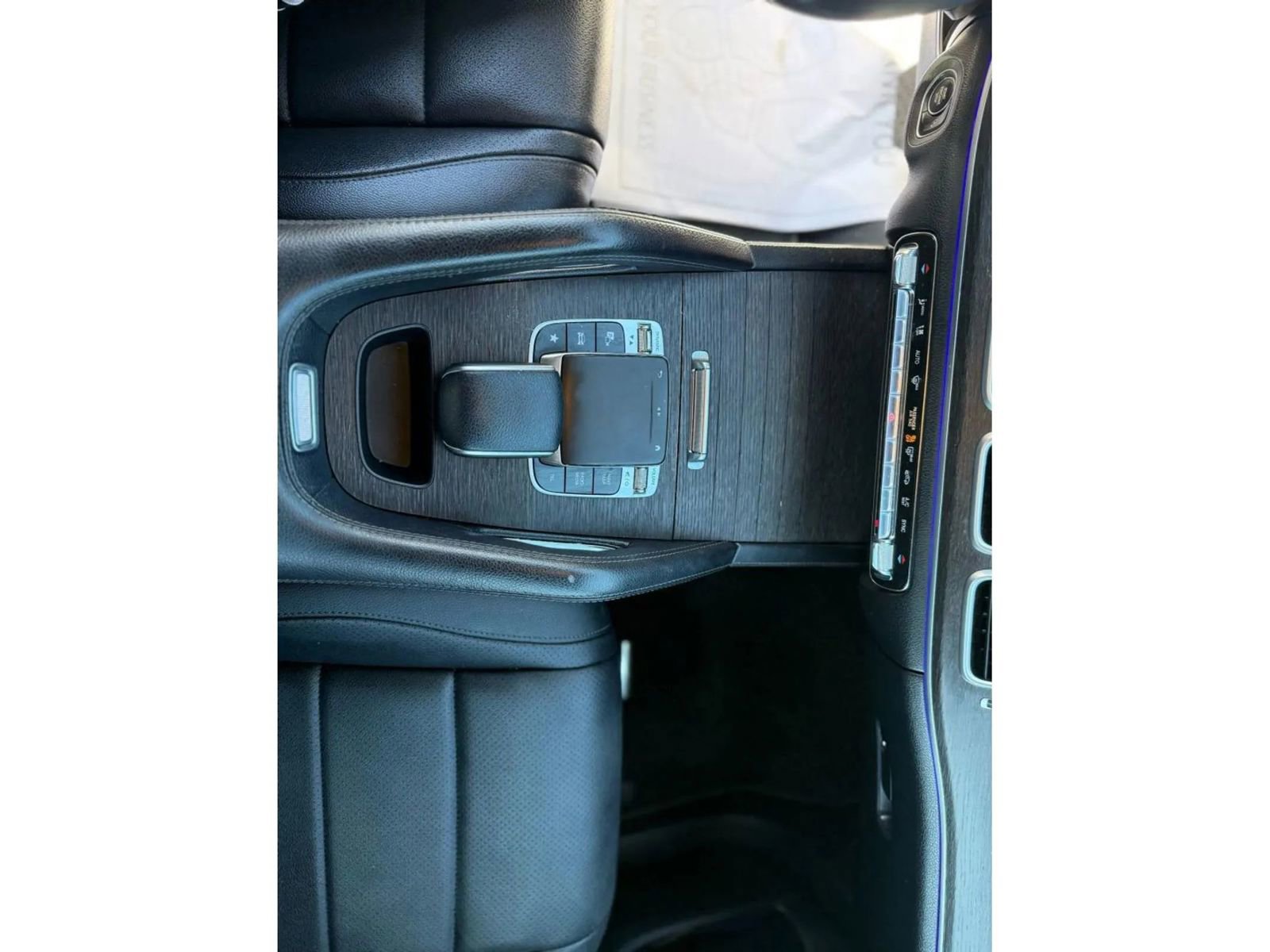 Used 2020 Mercedes-Benz GLE 350 4MATIC image 43