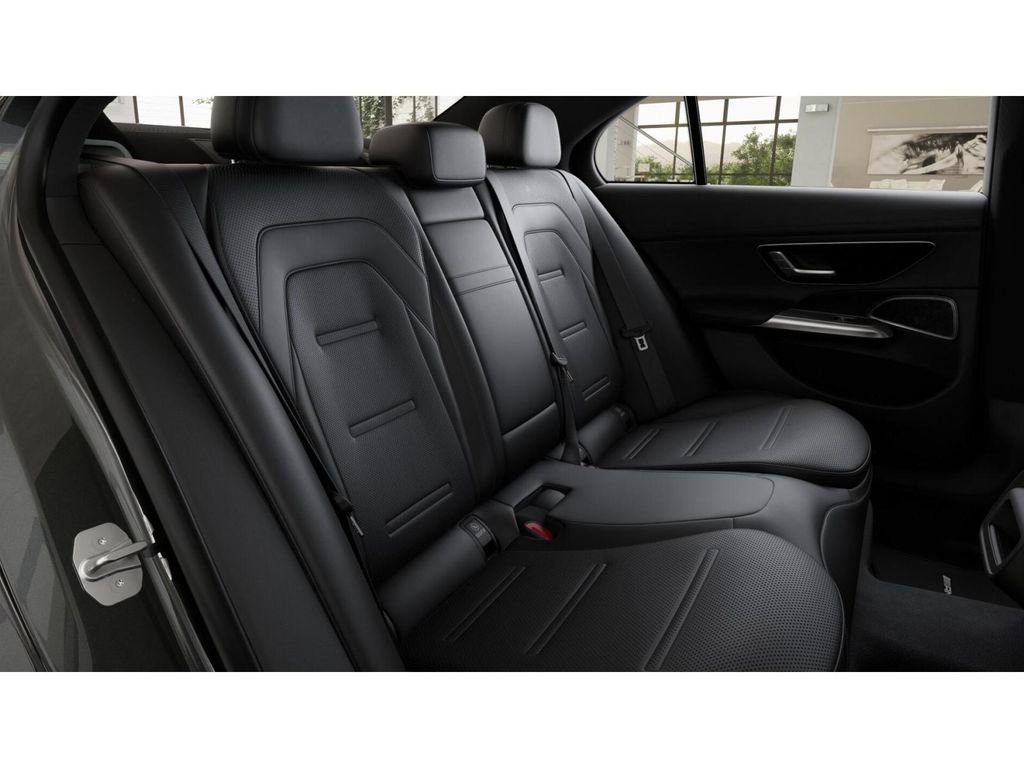 New 2026 Mercedes-Benz E 53 AMG e 4MATIC Sedan image 4