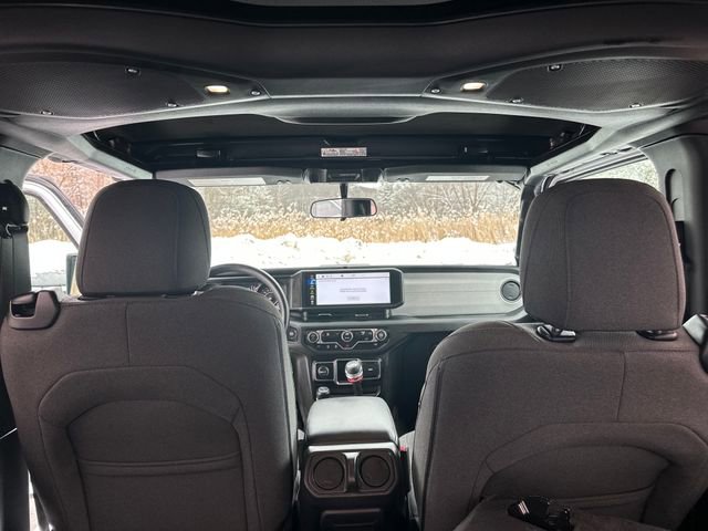 Used 2024 Jeep Wrangler Sport image 11