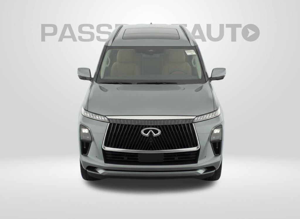 Used 2025 INFINITI QX80 Sensory image 2