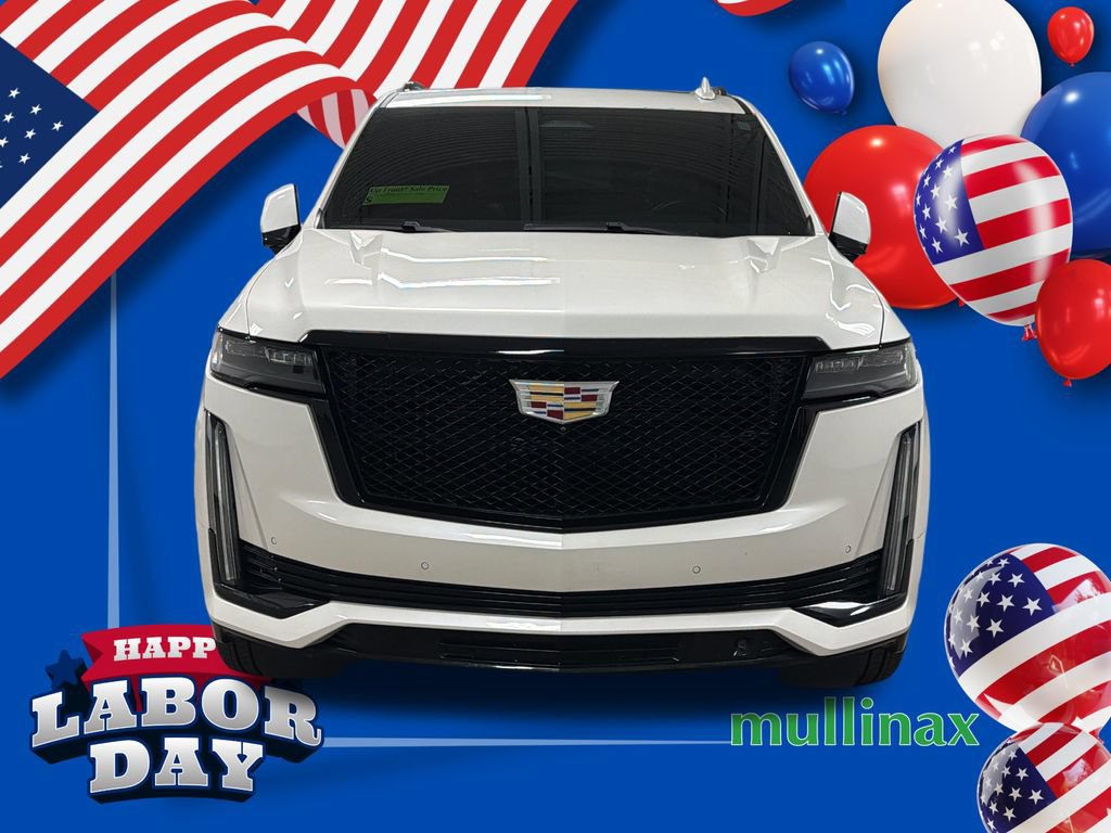 Used 2022 Cadillac Escalade Sport Platinum w/ Heavy-Duty Trailer Package AWD/4WD image 6