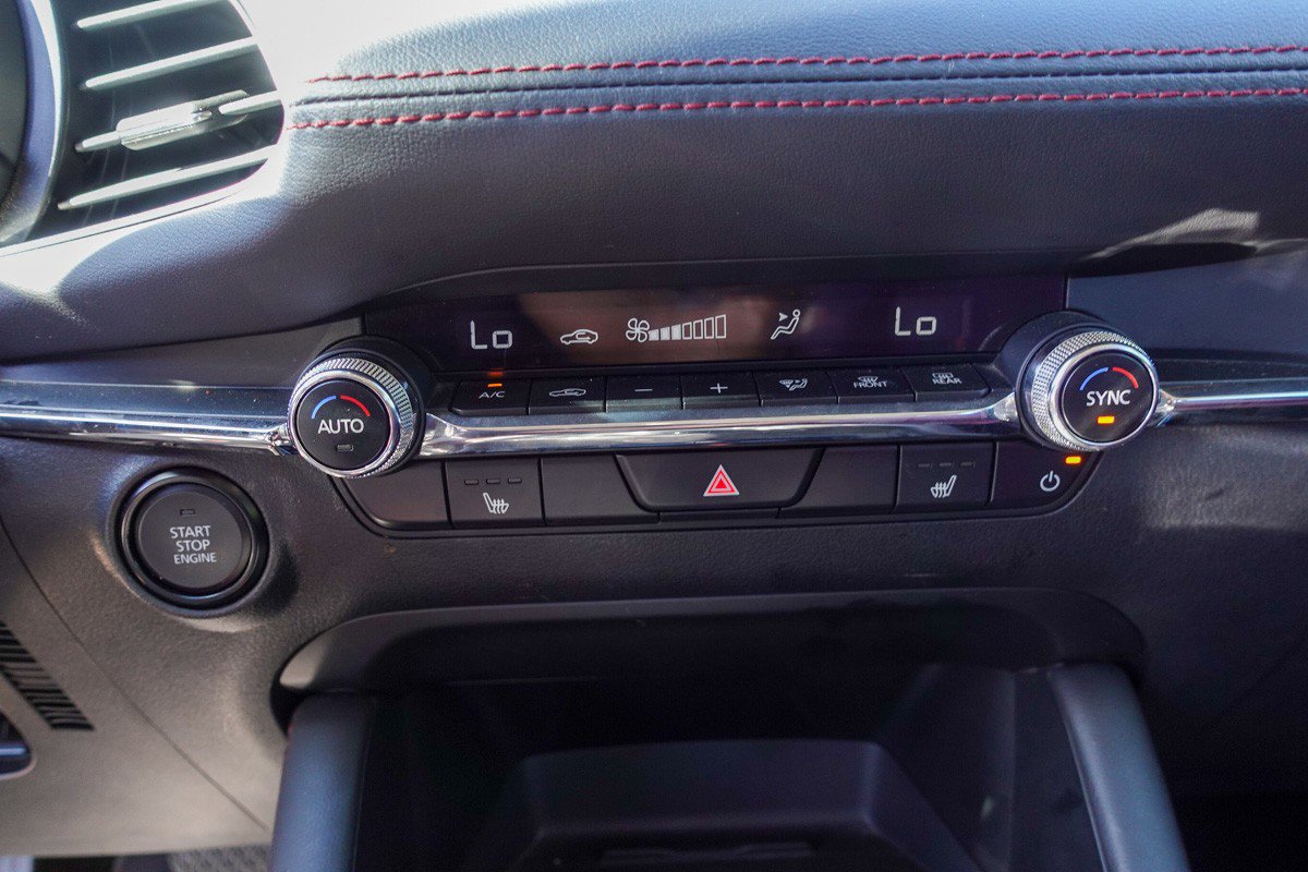 Certified 2024 MAZDA MAZDA3 s image 19