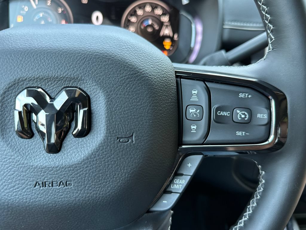 New 2026 RAM 2500 Limited AWD/4WD image 24