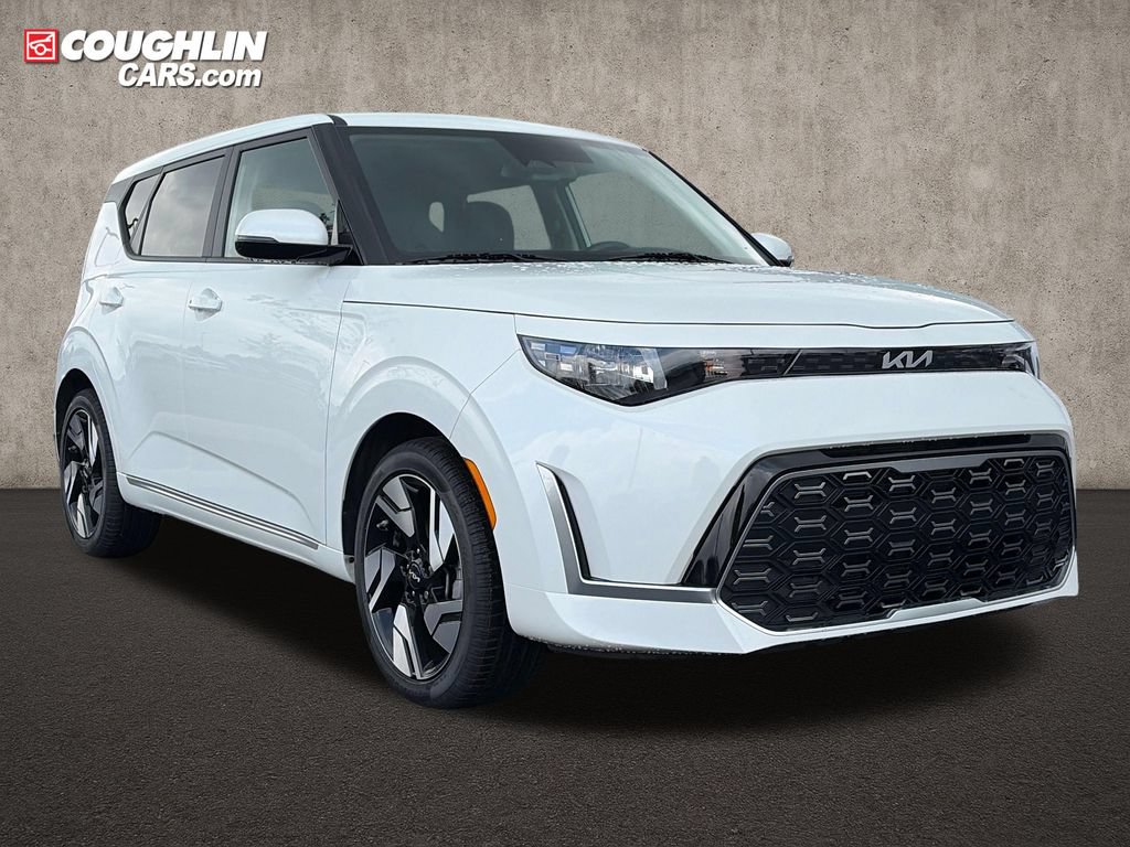 Used 2024 Kia Soul GT-Line FWD image 1