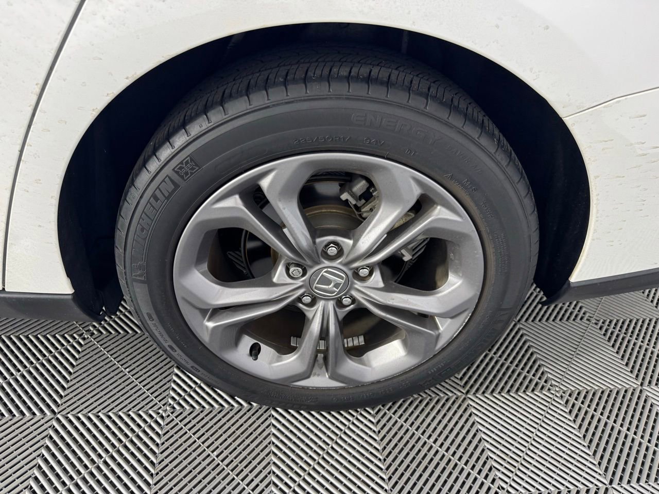 Used 2024 Honda Accord EX image 13