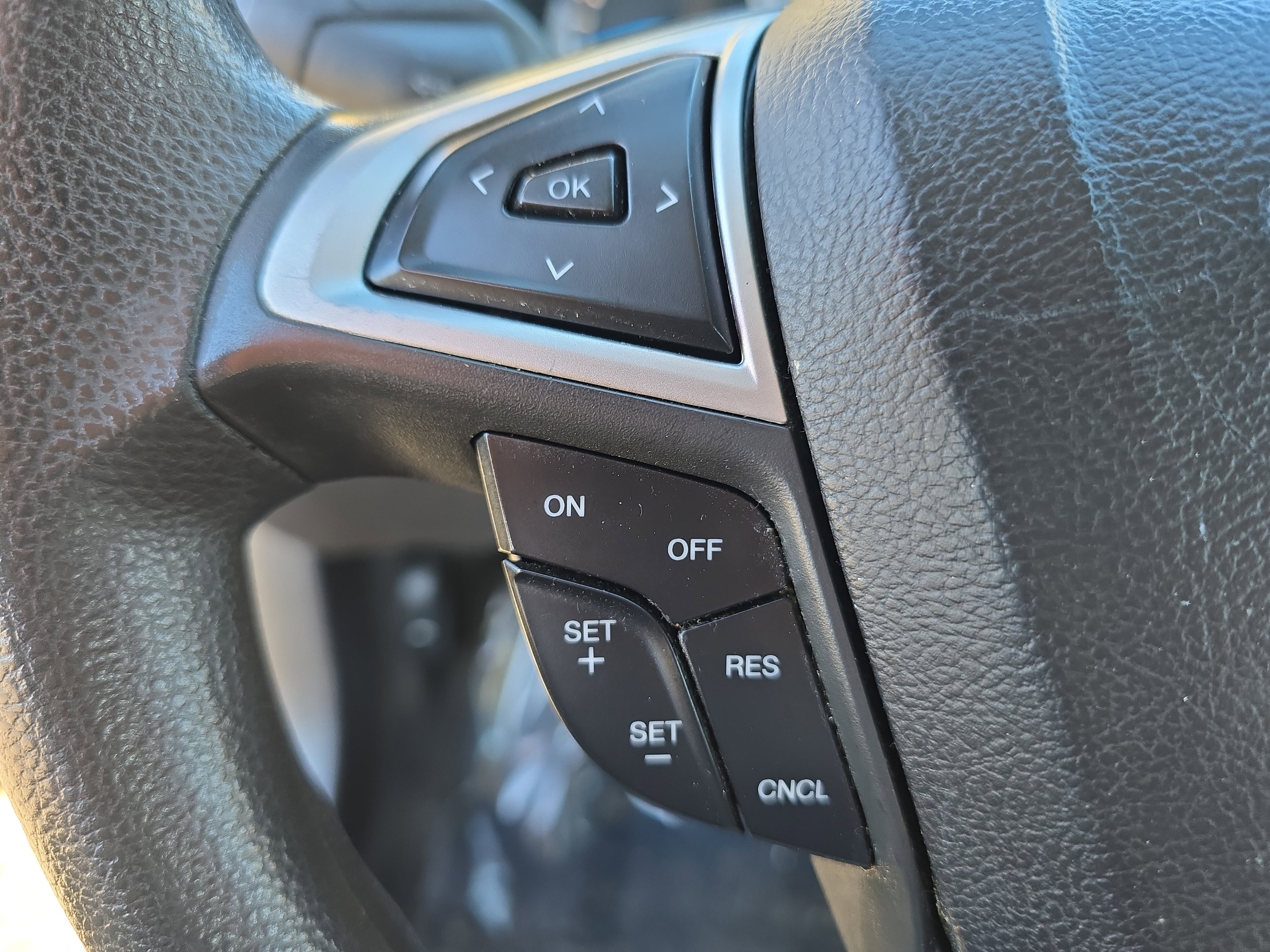 Used 2015 Ford Fusion S image 17