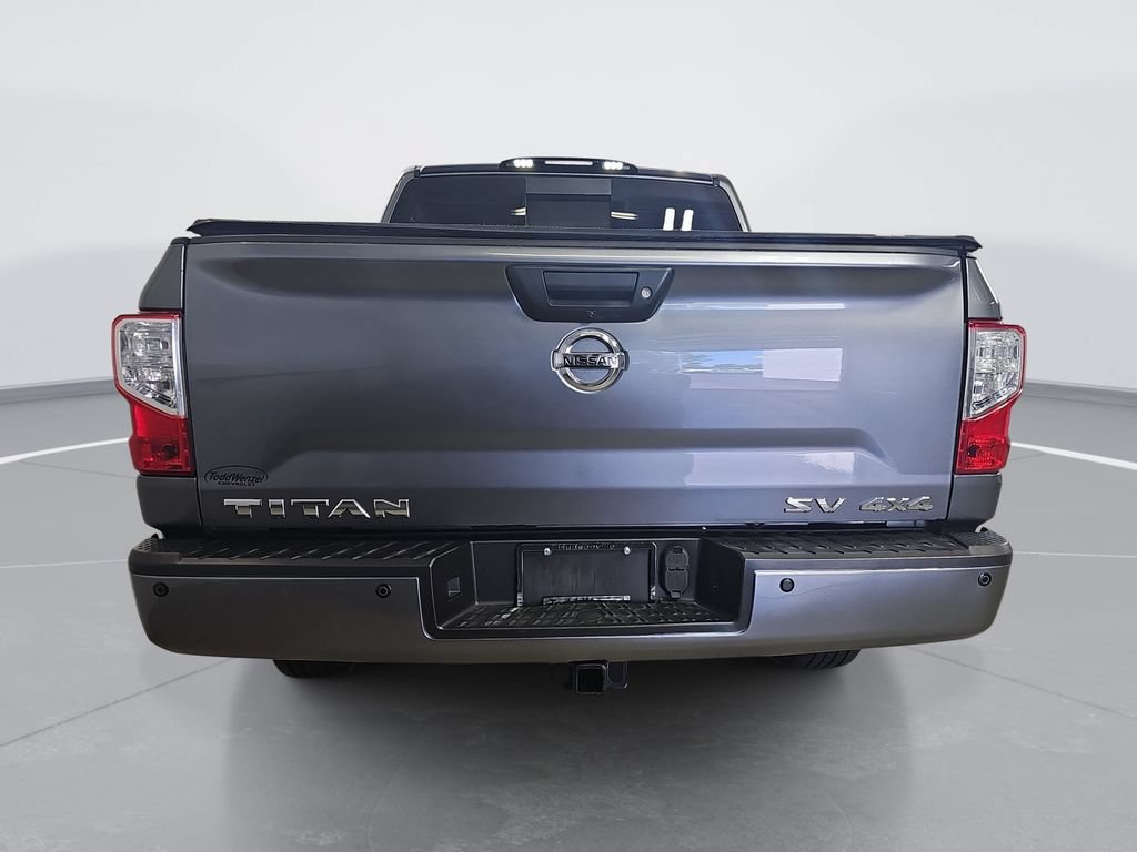 Used 2019 Nissan Titan SV w/ SV Convenience Package AWD/4WD image 5