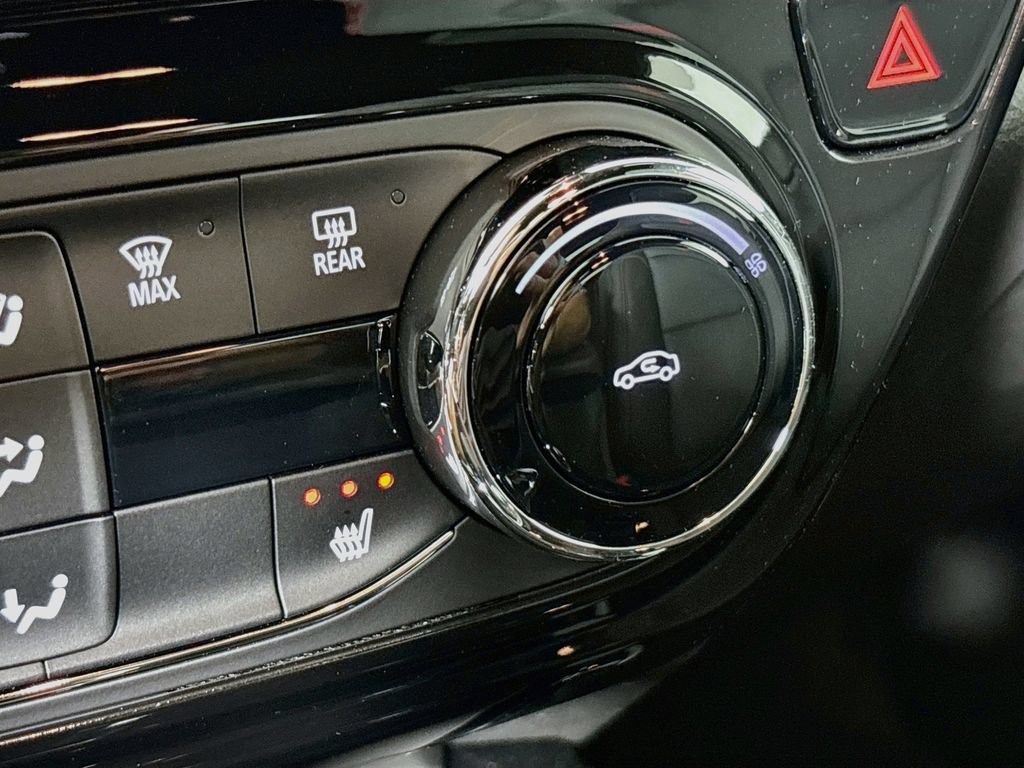 New 2026 Chevrolet Trax RS w/ Driver Confidence Package FWD image 18