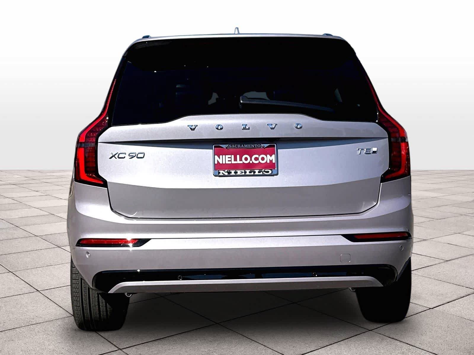 New 2026 Volvo XC90 T8 Ultra w/ Protection Package AWD/4WD image 6