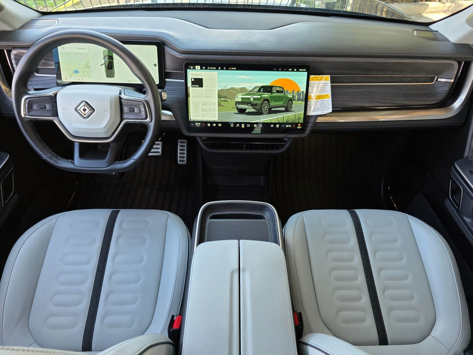 Used 2024 Rivian R1T Adventure AWD/4WD image 13