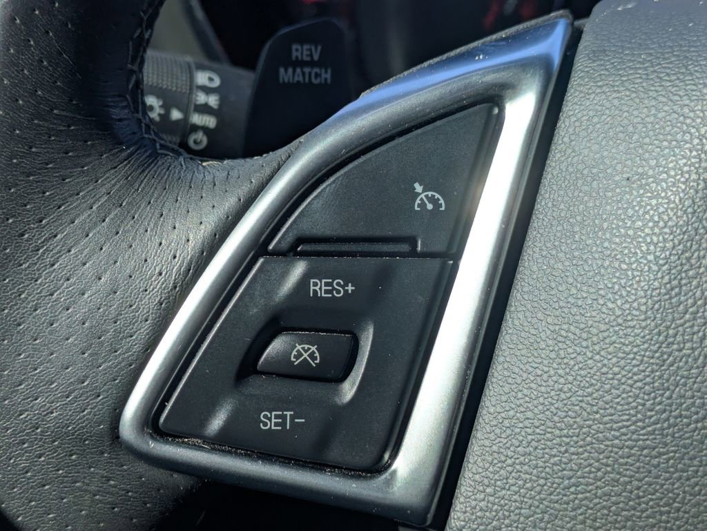 Used 2019 Chevrolet Camaro SS image 22