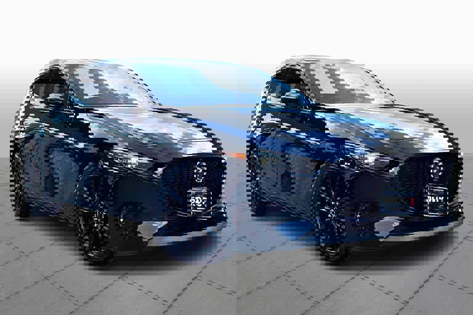 Used 2021 MAZDA MAZDA3 s image 3