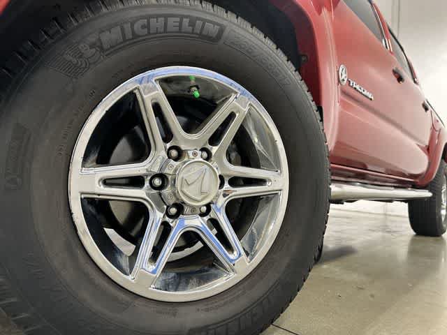 Used 2014 Toyota Tacoma PreRunner w/ SR5 Package RWD image 28