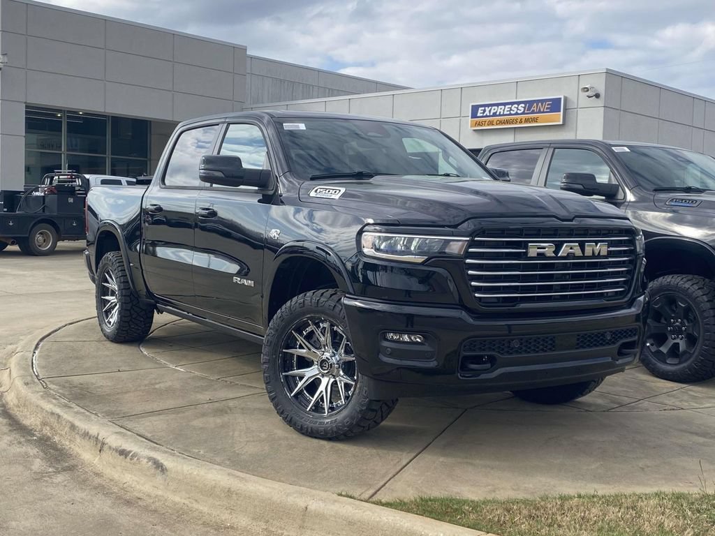 New 2026 RAM 1500 Laramie w/ Laramie Preferred Package AWD/4WD image 32