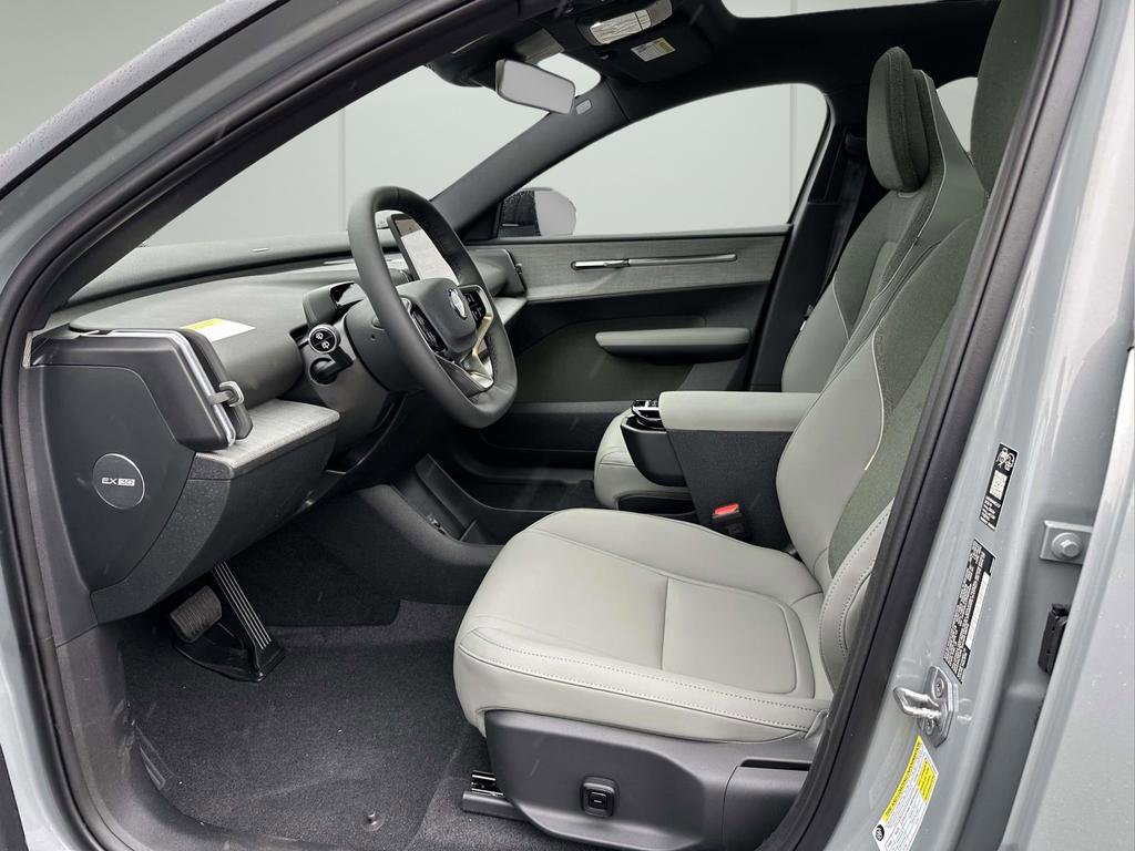 New 2026 Volvo EX30 Cross Country Ultra w/ Protection Package Premier AWD/4WD image 16