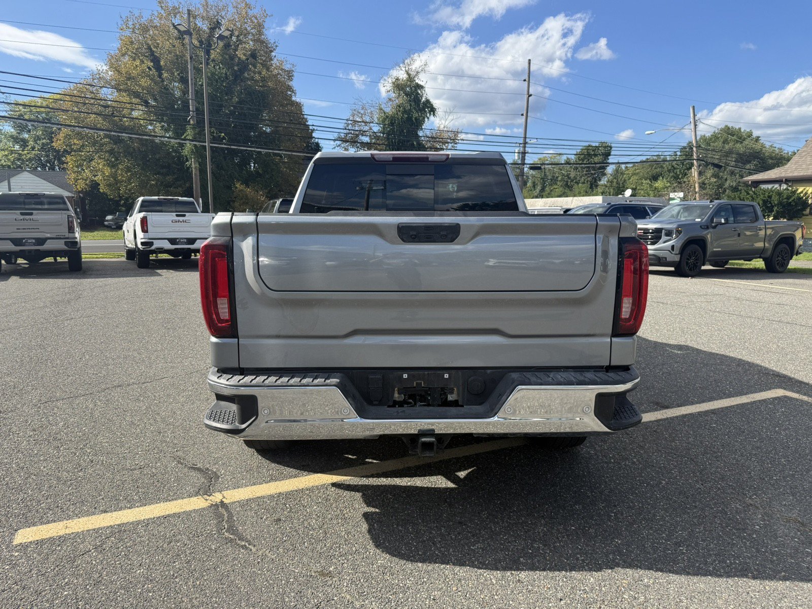 Used 2024 GMC Sierra 1500 SLT w/ SLT Premium Plus Package AWD/4WD image 4