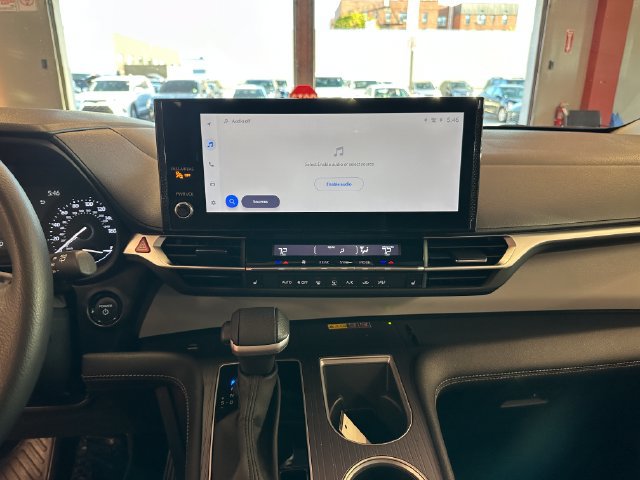 Certified 2026 Toyota Sienna XLE FWD image 22