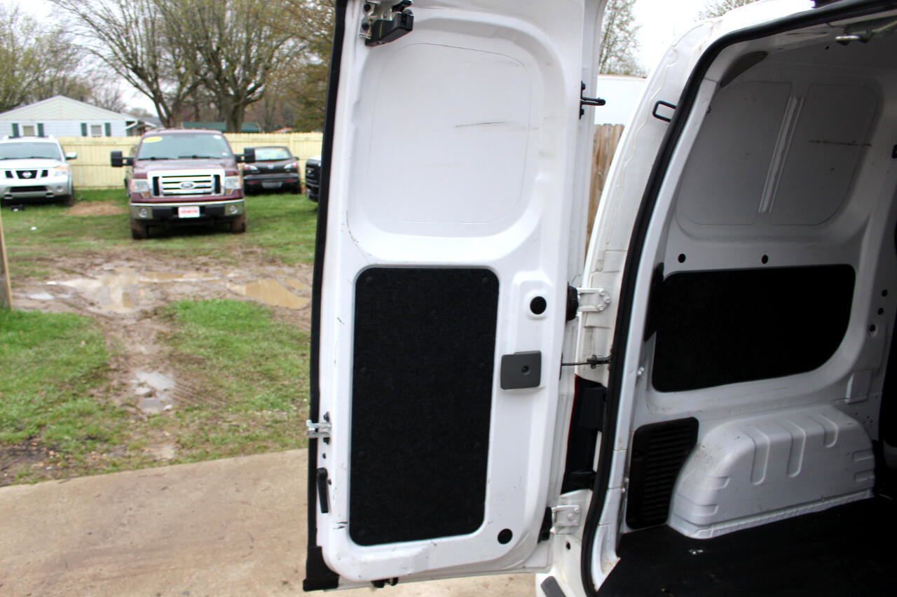Used 2018 Nissan NV200 SV image 27