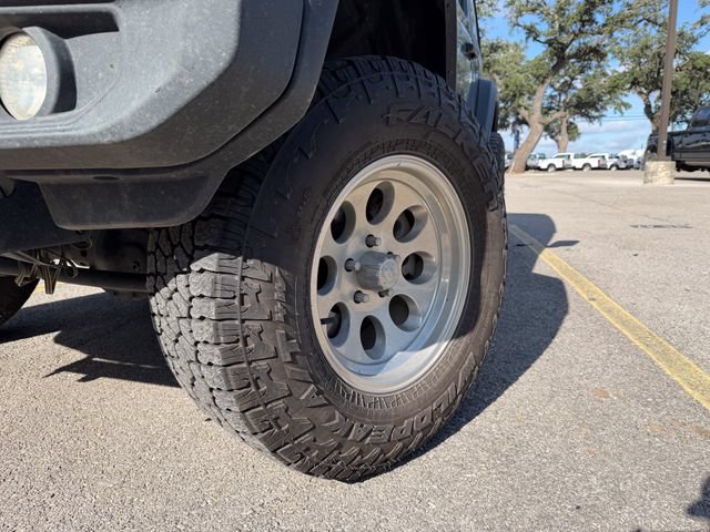 Used 2024 Jeep Wrangler Sport AWD/4WD image 7