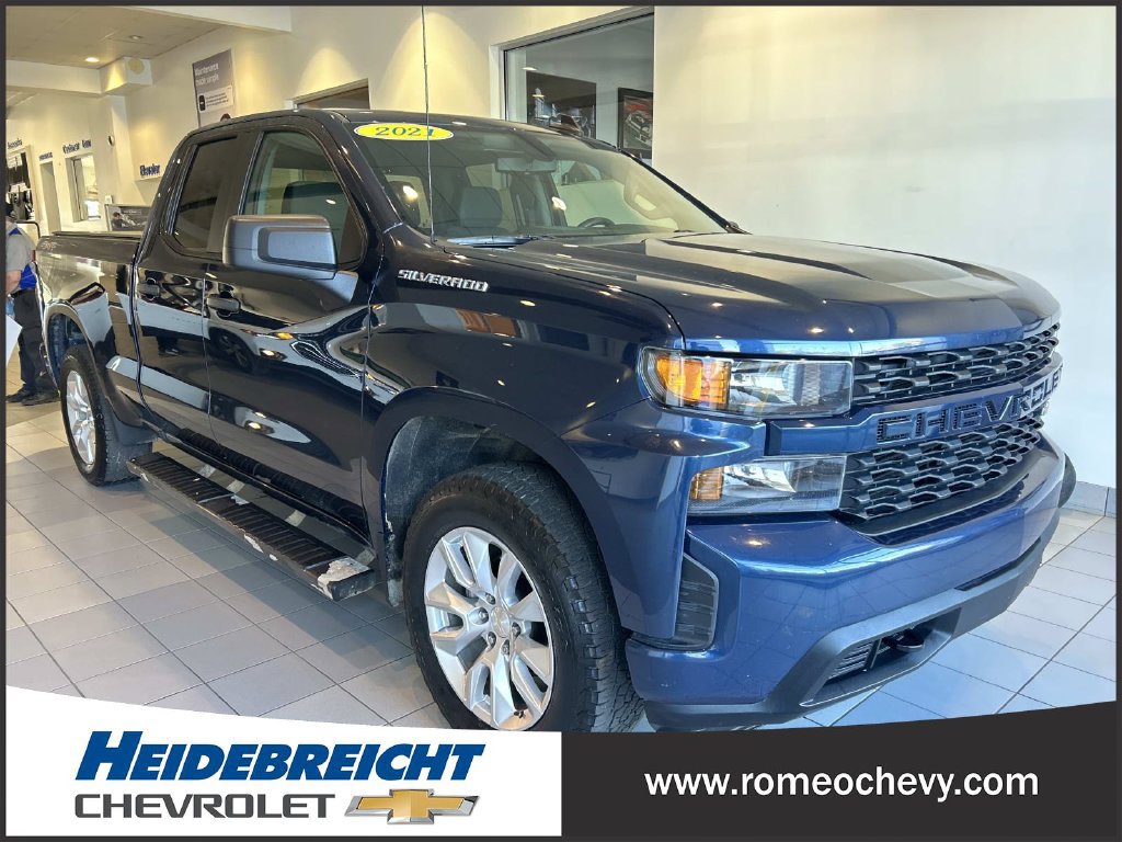 Used 2021 Chevrolet Silverado 1500 Custom AWD/4WD image 1