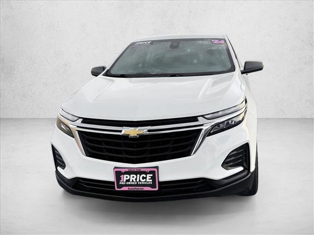 Used 2024 Chevrolet Equinox LS image 2