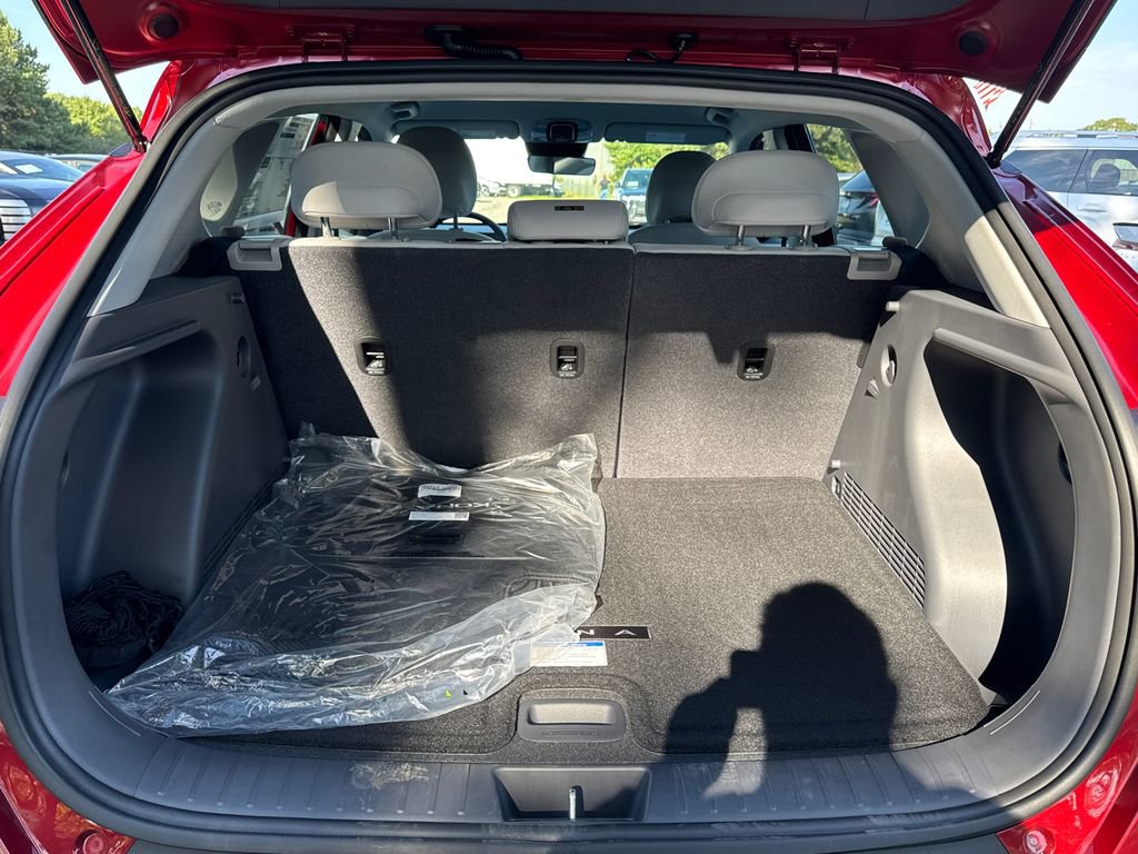 New 2026 Hyundai Kona SE image 14