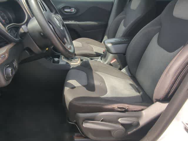 Used 2015 Jeep Cherokee Sport AWD/4WD image 15