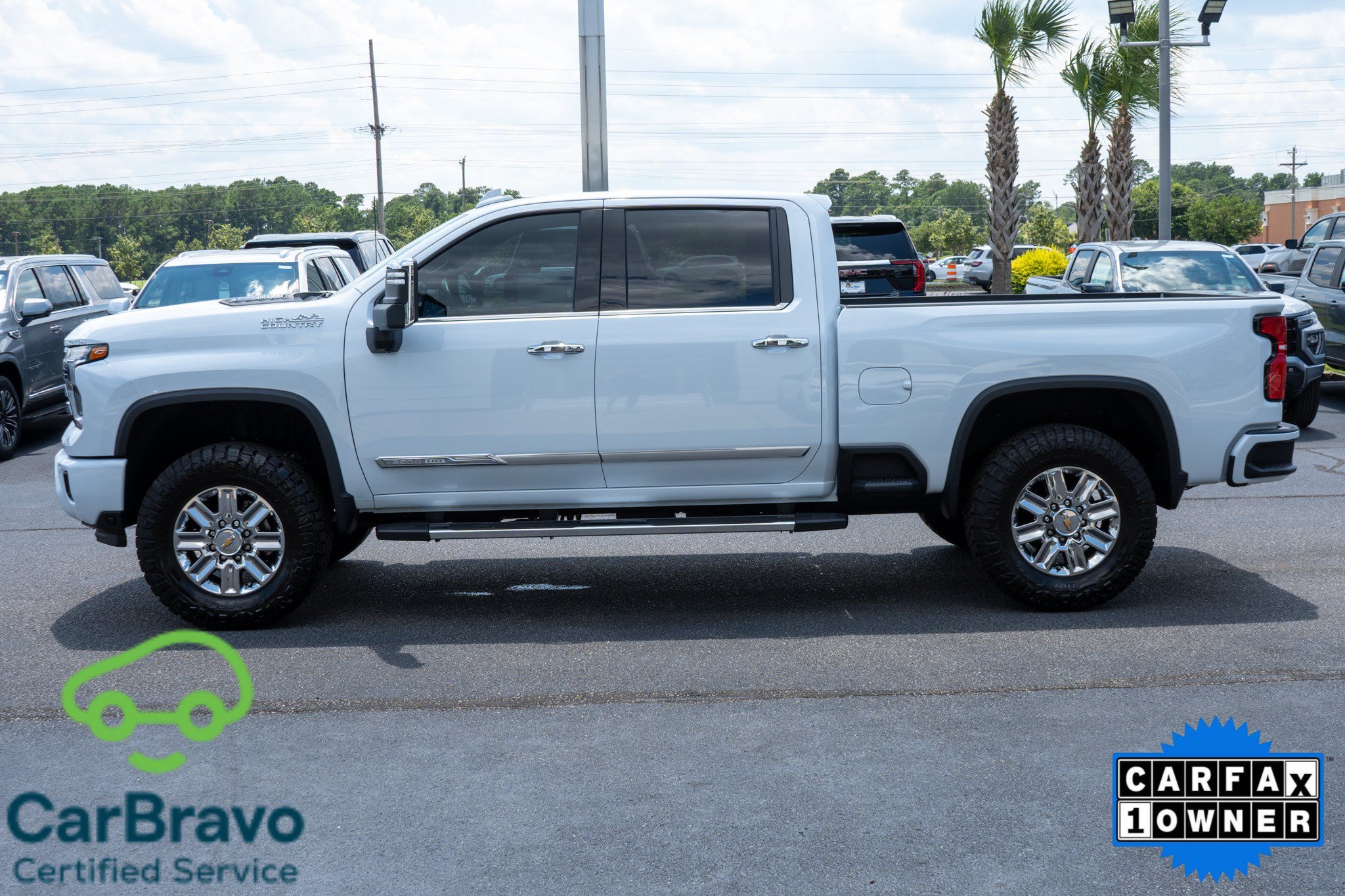Used 2026 Chevrolet Silverado 2500 High Country w/ Technology Package AWD/4WD image 6
