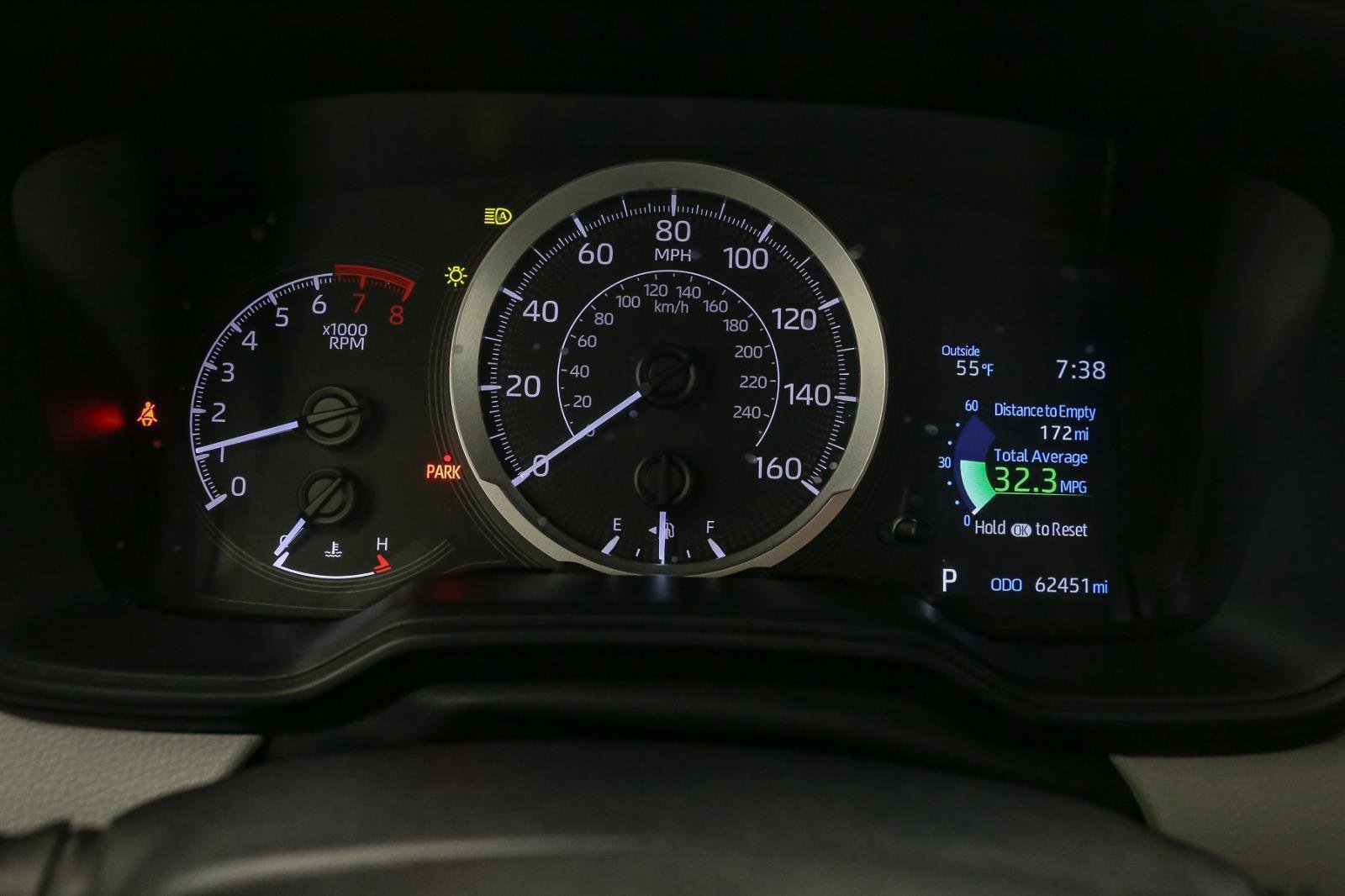 Used 2022 Toyota Corolla LE image 31