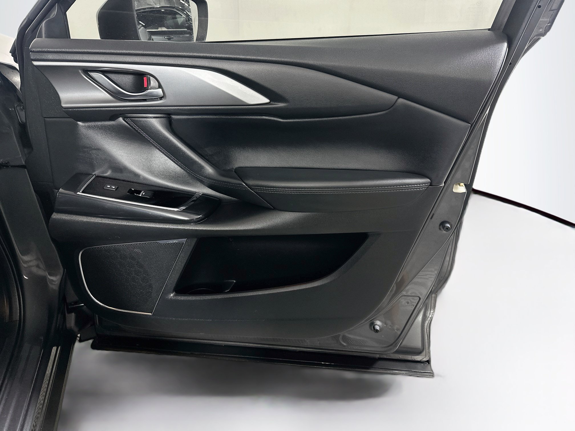 Used 2018 MAZDA CX-9 Touring w/ Touring Premium Package AWD/4WD image 34