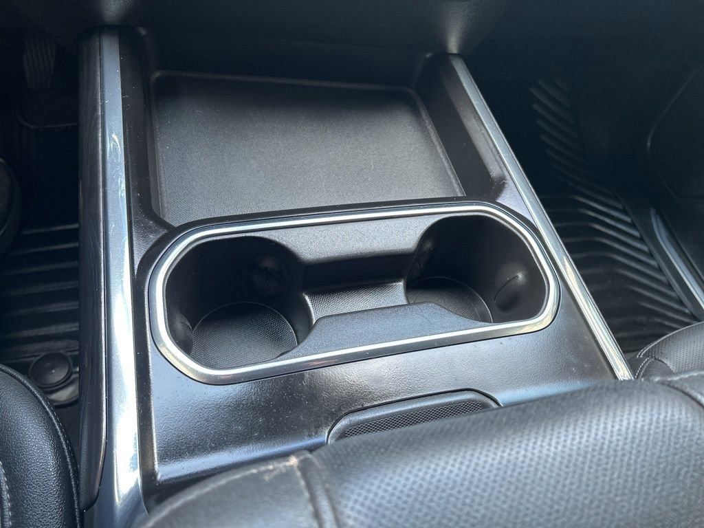 Used 2025 Chevrolet Silverado 2500 LTZ w/ LTZ Convenience Package image 19