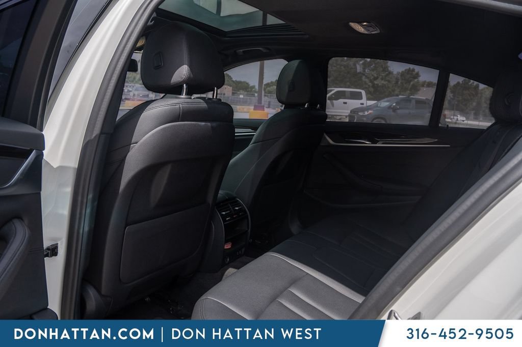 Used 2020 BMW 530i w/ Convenience Package RWD image 26