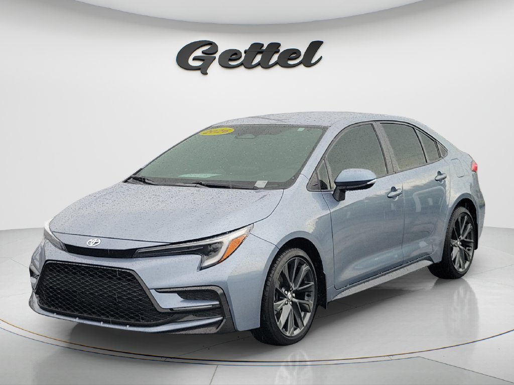 Used 2026 Toyota Corolla SE FWD image 1