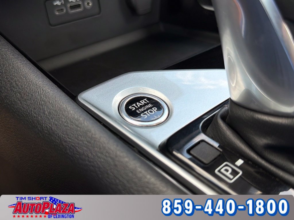 Used 2024 Nissan Altima 2.5 SV AWD/4WD image 21