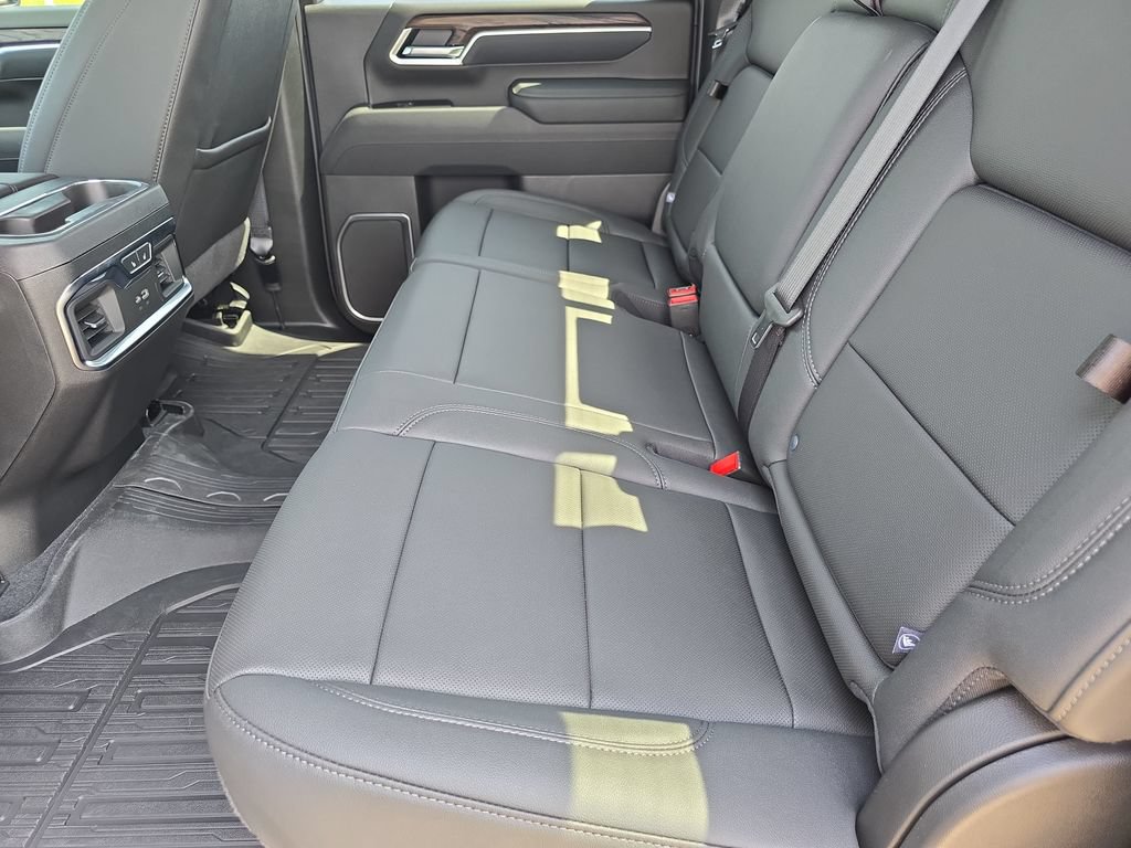 New 2026 GMC Sierra 2500 SLT w/ SLT Premium Package AWD/4WD image 14